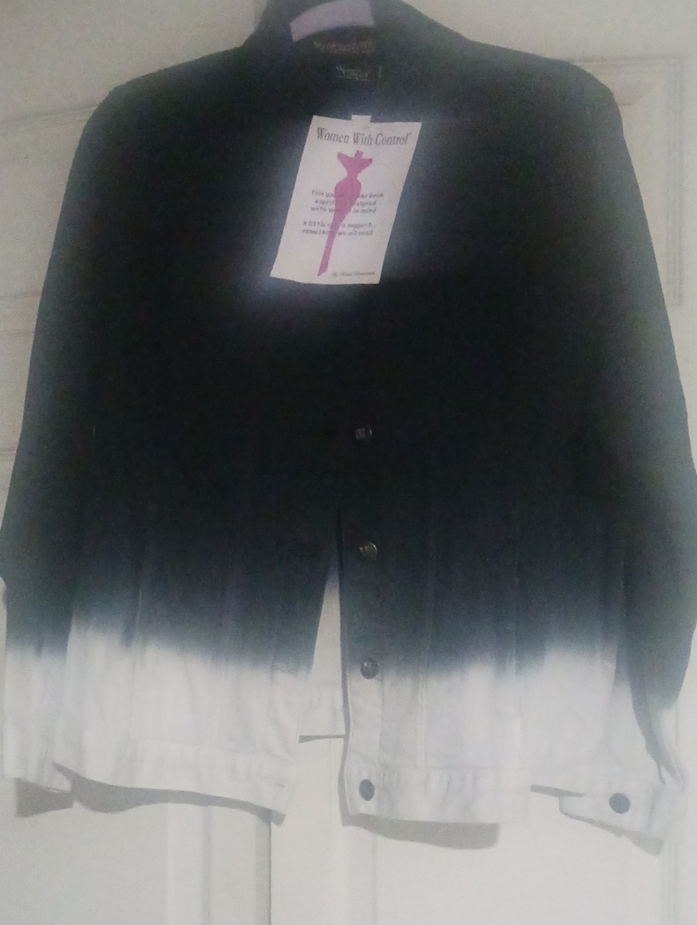 Women With Control Black to White Ombre Button-Front Skirt